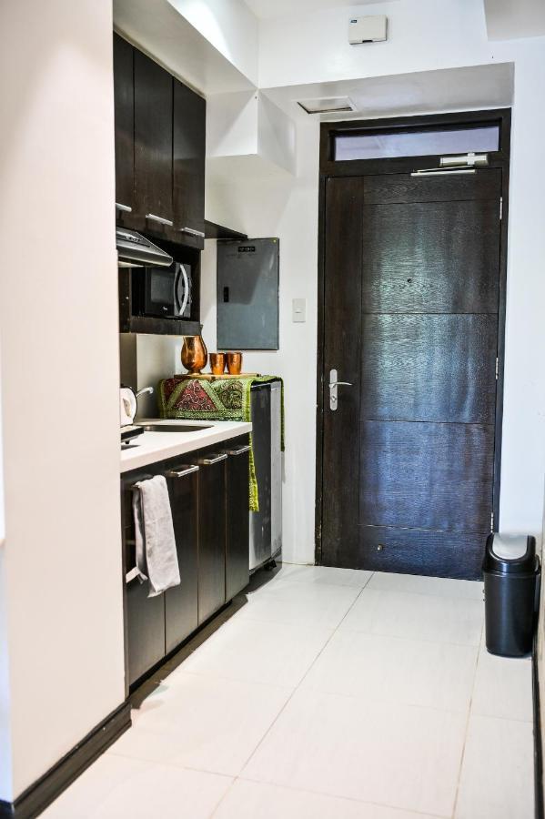 Pico De Loro Hamilo Coast By Beach Homes 纳苏格布 外观 照片