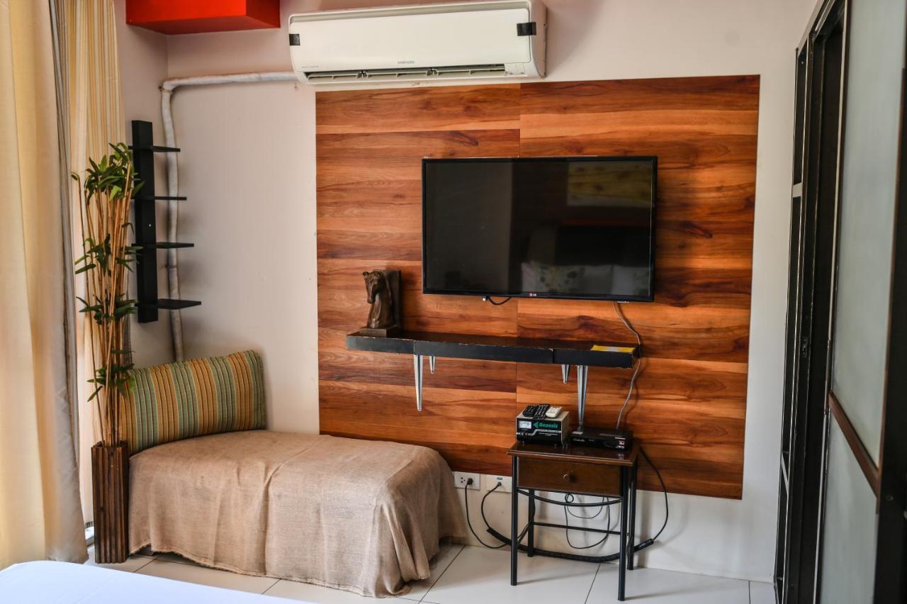 Pico De Loro Hamilo Coast By Beach Homes 纳苏格布 外观 照片